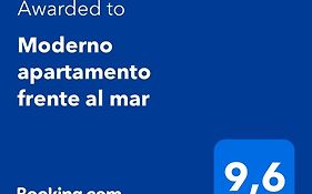 Moderno Apartamento Frente Al Mar